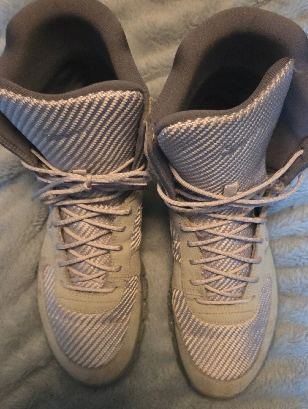 Nike Free Grey High-Top Athletic Boots. SZ 11.5